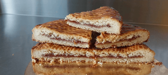 galette bretonne fourré à la framboise 6/8 parts